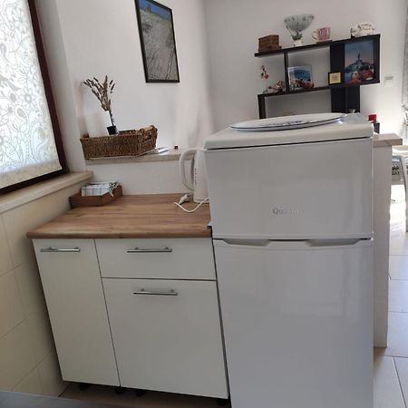 Apartment By The Beach พรีมอชเตน ภายนอก รูปภาพ