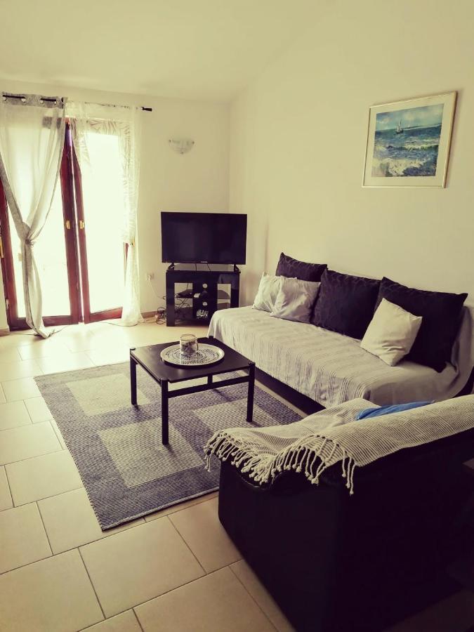 Apartment By The Beach พรีมอชเตน ภายนอก รูปภาพ